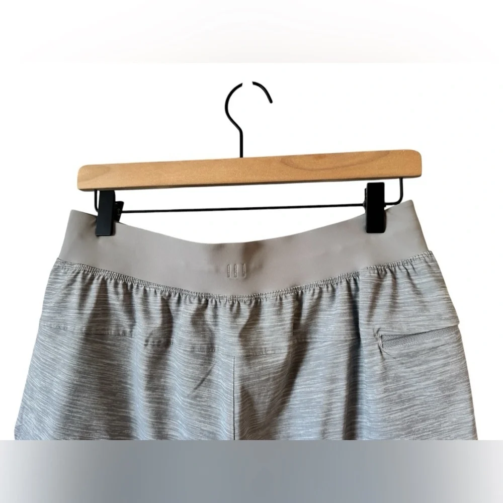 Lululemon Men’s The 9” Linerless Short Size M with Liner
